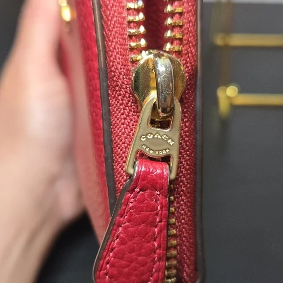 COACH RED LONG ZIP WALLET - Picture 11 of 11